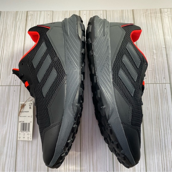 Adidas Mens 10.5 Tracefinder trail running shoes sneakers Q47236 new with tags - Picture 9 of 11